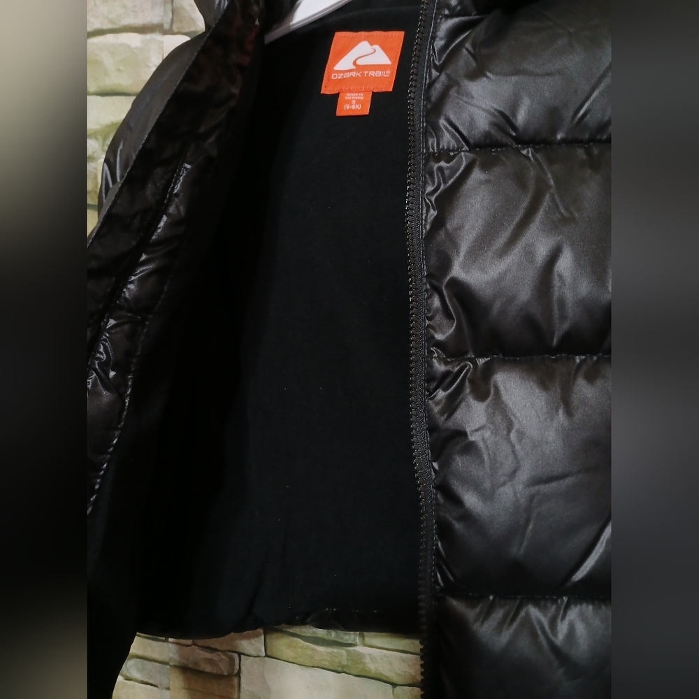 New Ozark Trail Black Girls 6X Puffer Cold Weather Coat Jacket - Picture 6 of 7